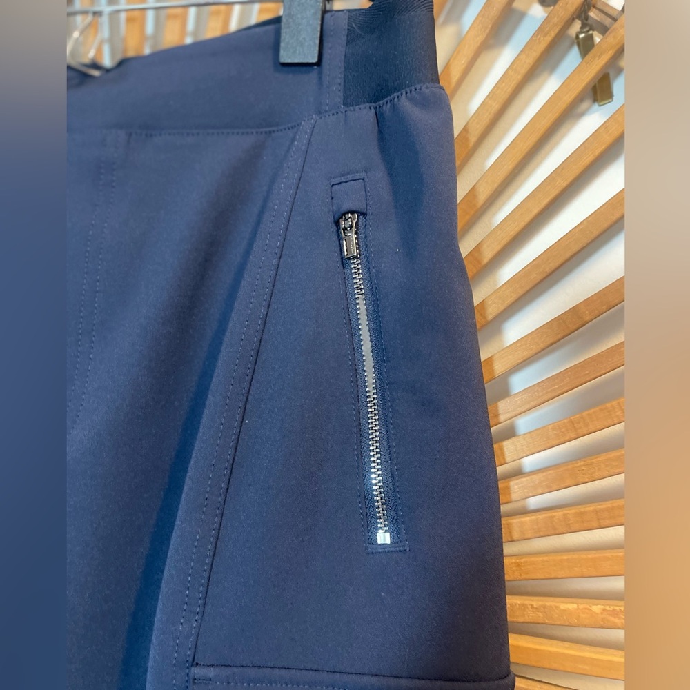 Athleta Womens Endless High Rise Cargo Pant Navy LNC Gorpcore Athleisure Sporty - Picture 6 of 15